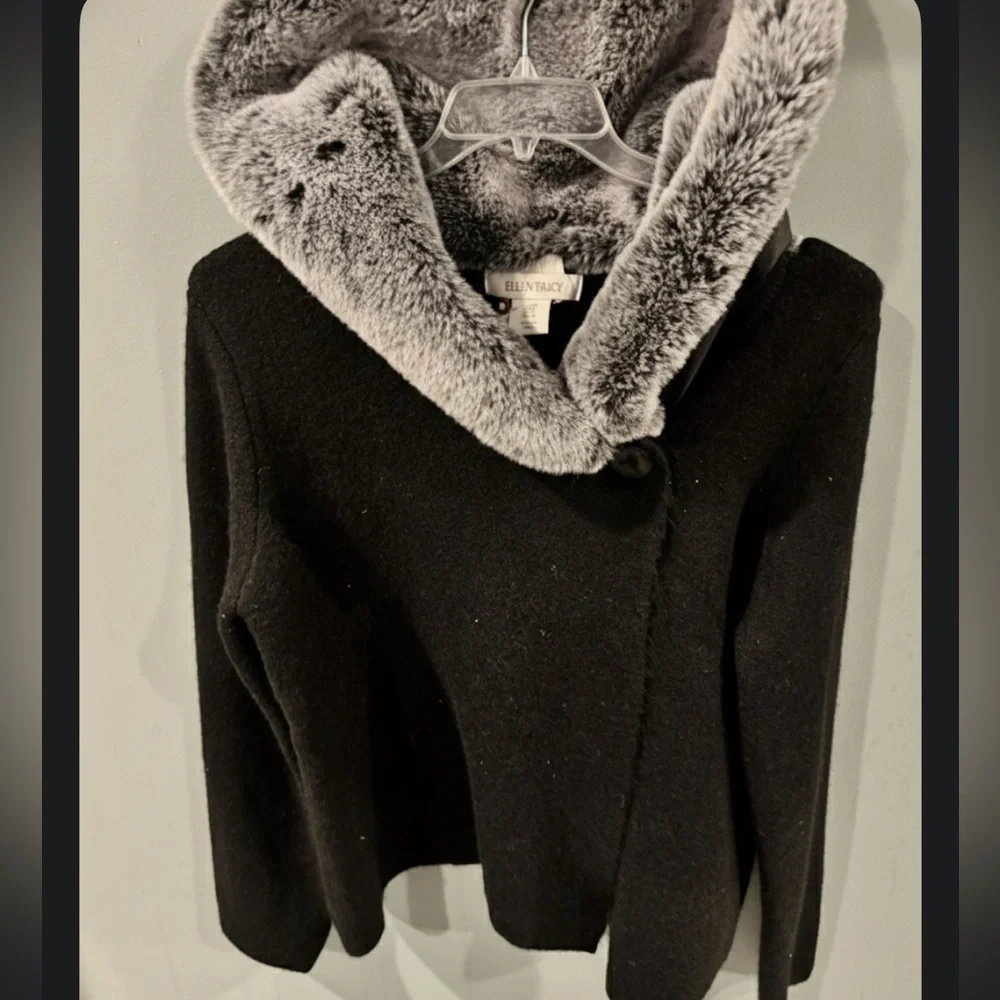 Ellen Tracy Black Jacket with Faux Fur Collar NWT